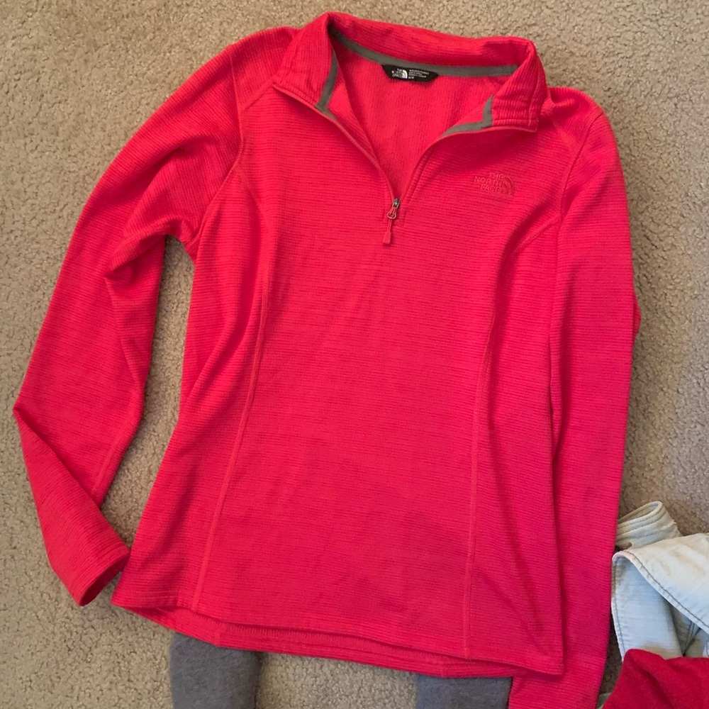 The north face sweater